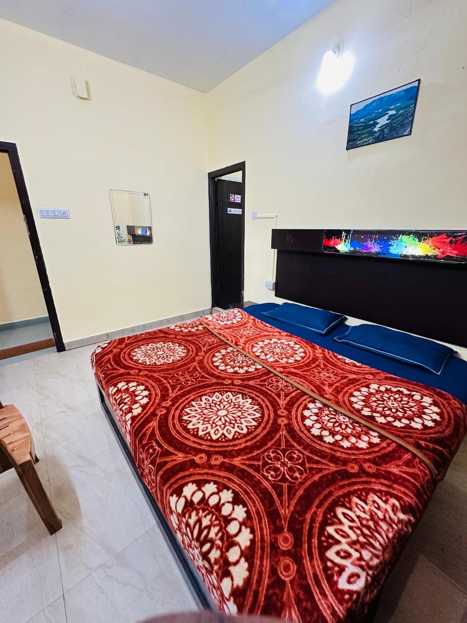 G Mount Budget Stay Munnar Buitenkant foto
