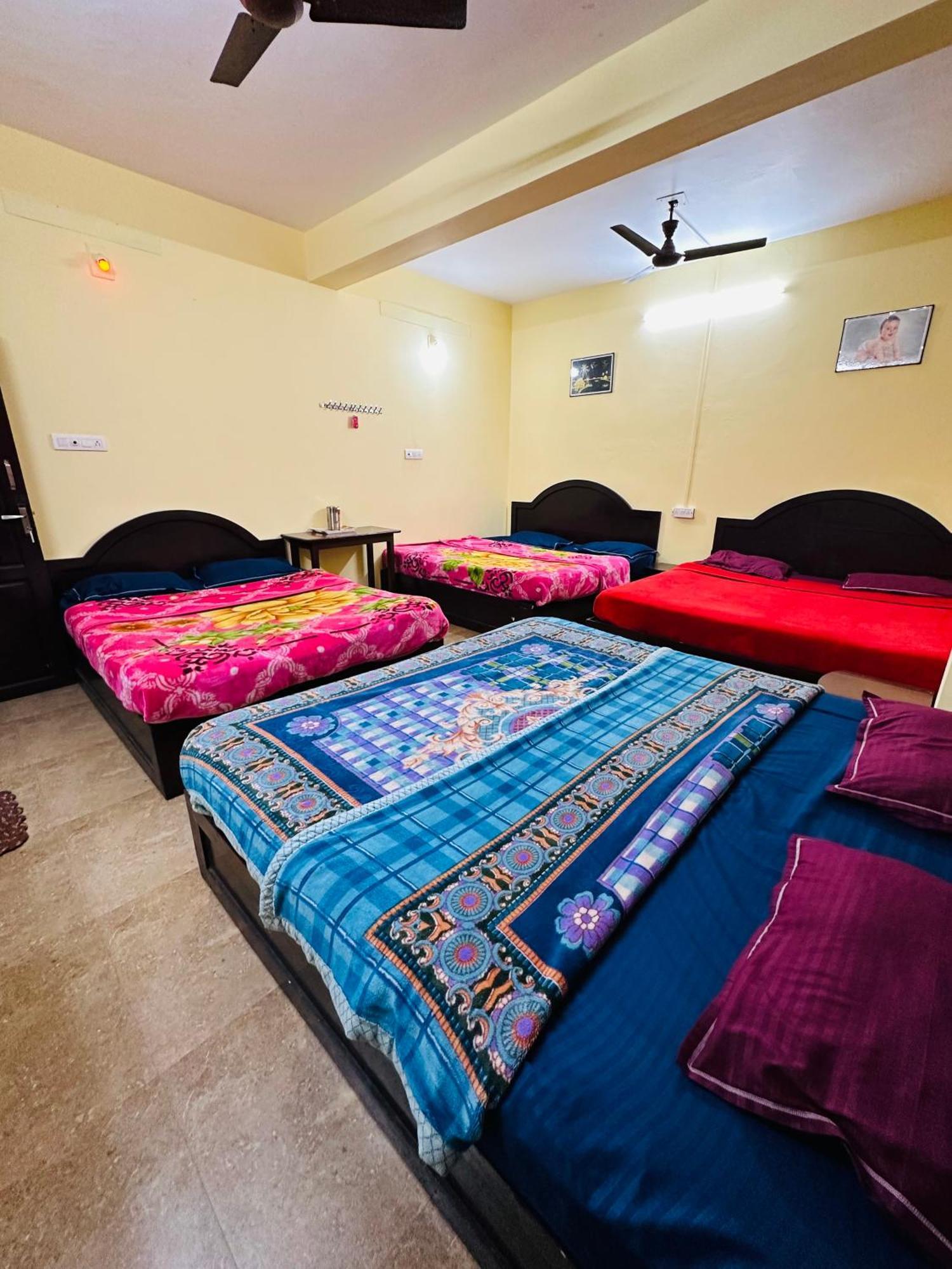 G Mount Budget Stay Munnar Buitenkant foto