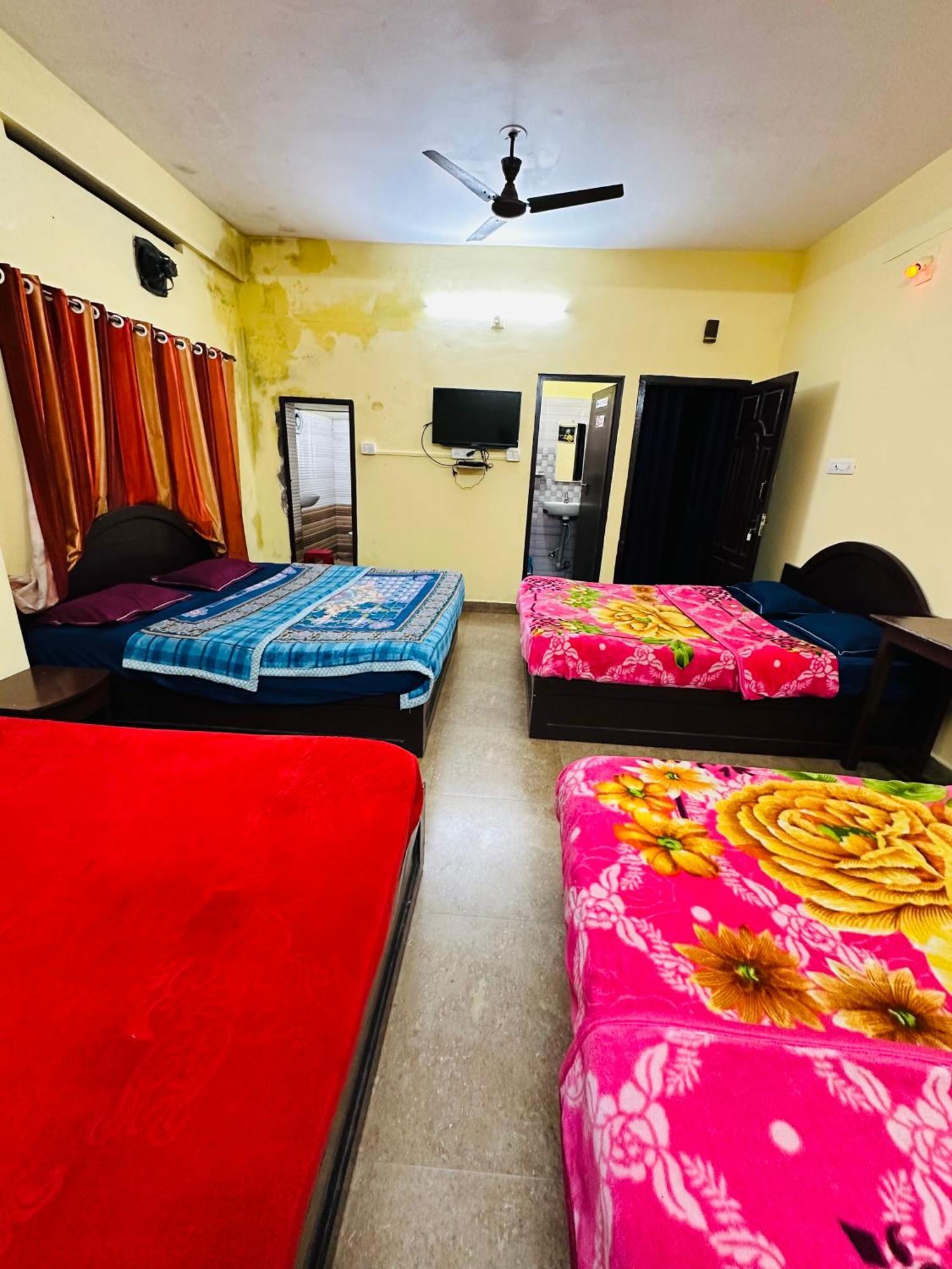 G Mount Budget Stay Munnar Buitenkant foto