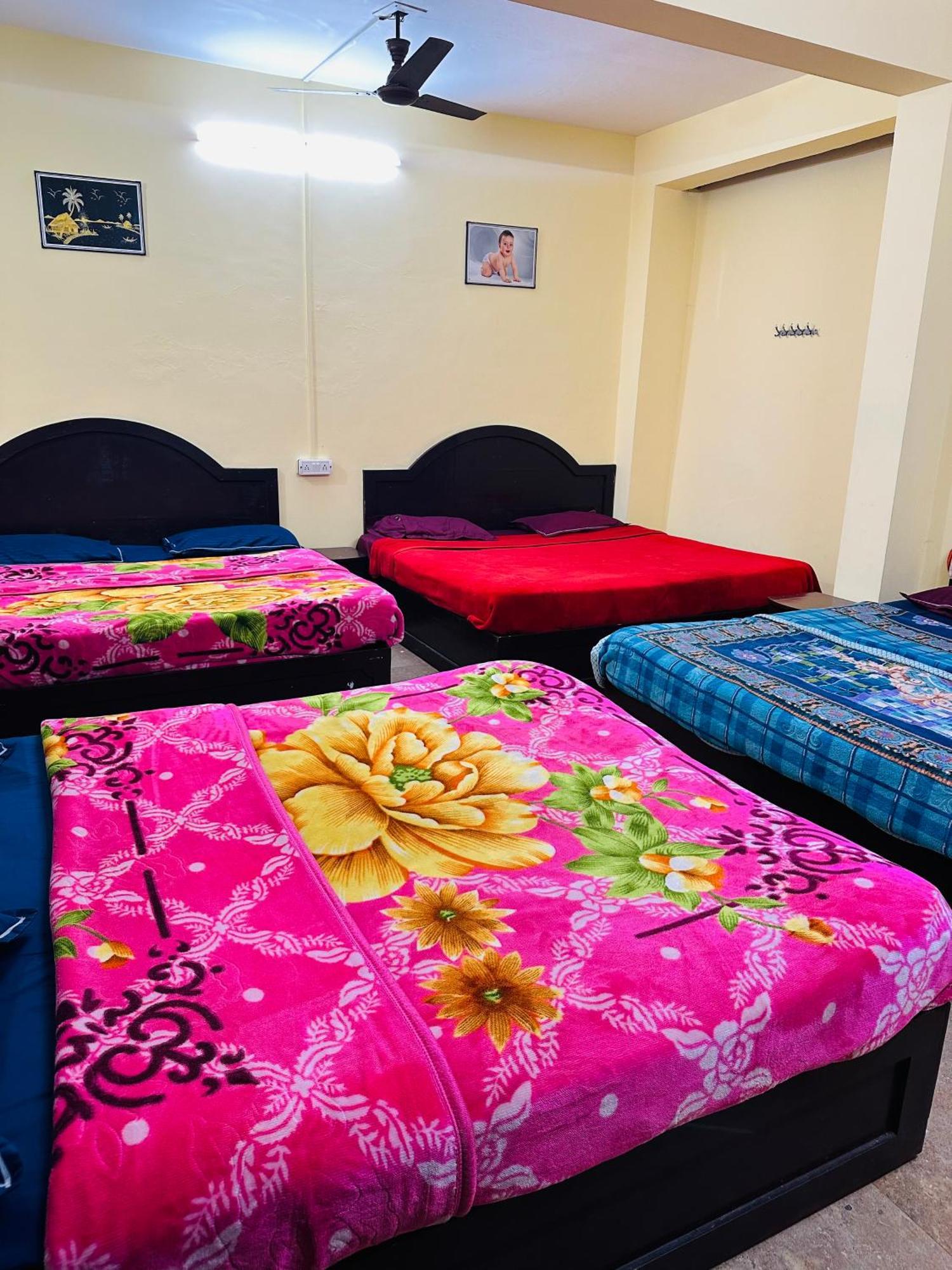 G Mount Budget Stay Munnar Buitenkant foto