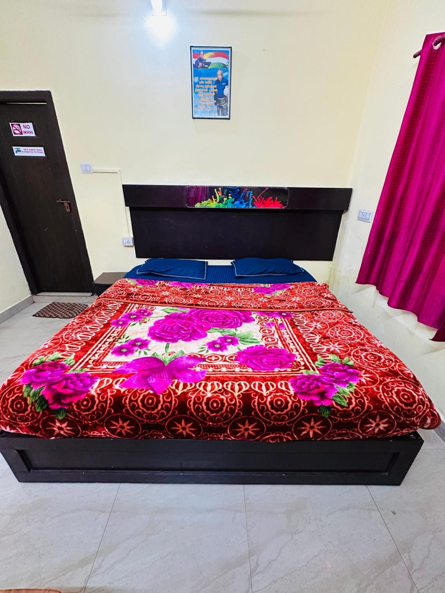 G Mount Budget Stay Munnar Buitenkant foto
